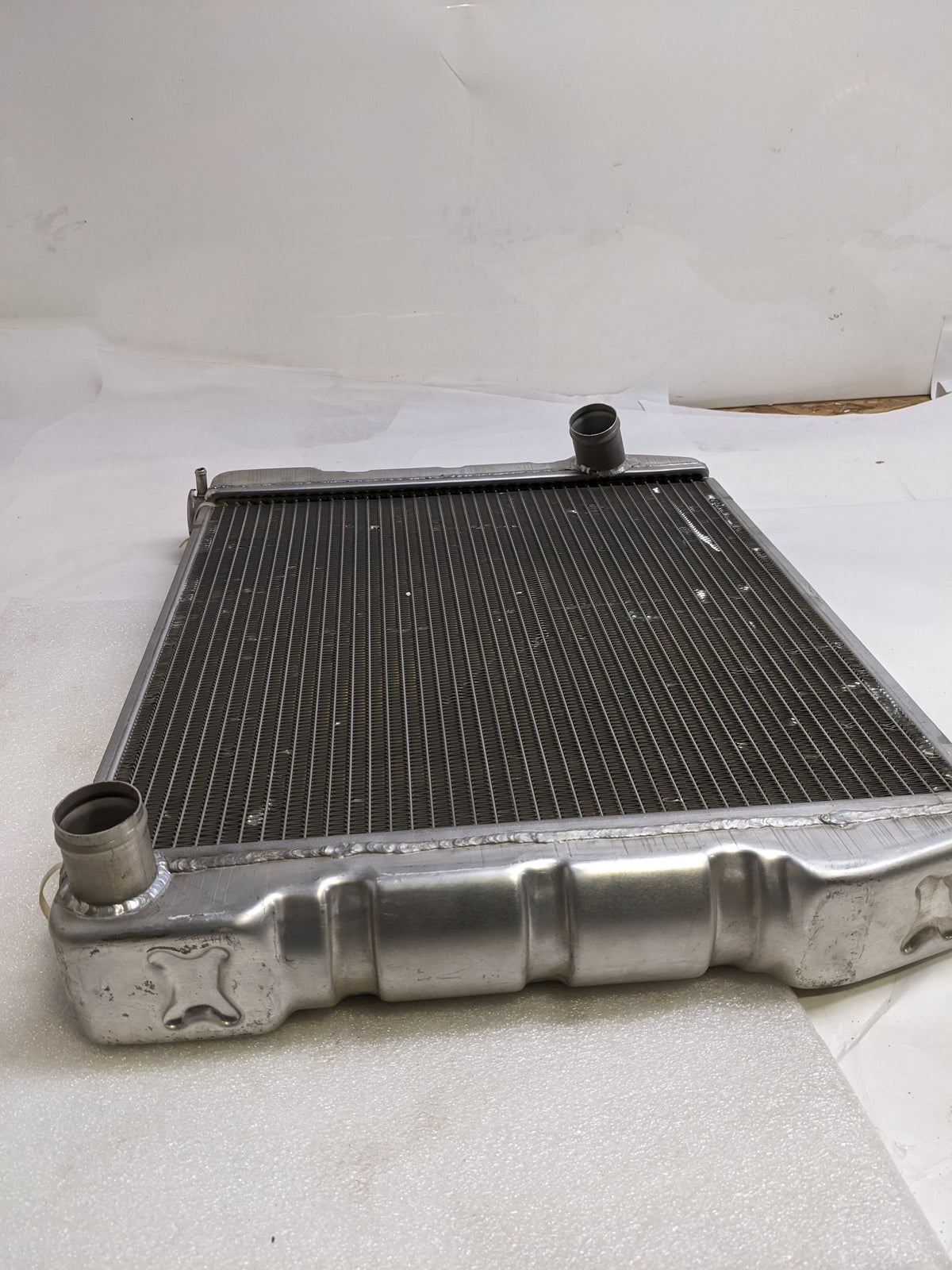 GRIFFIN THERMAL PRODUCTS UNIVERSAL FIT RADIATOR NEW D1