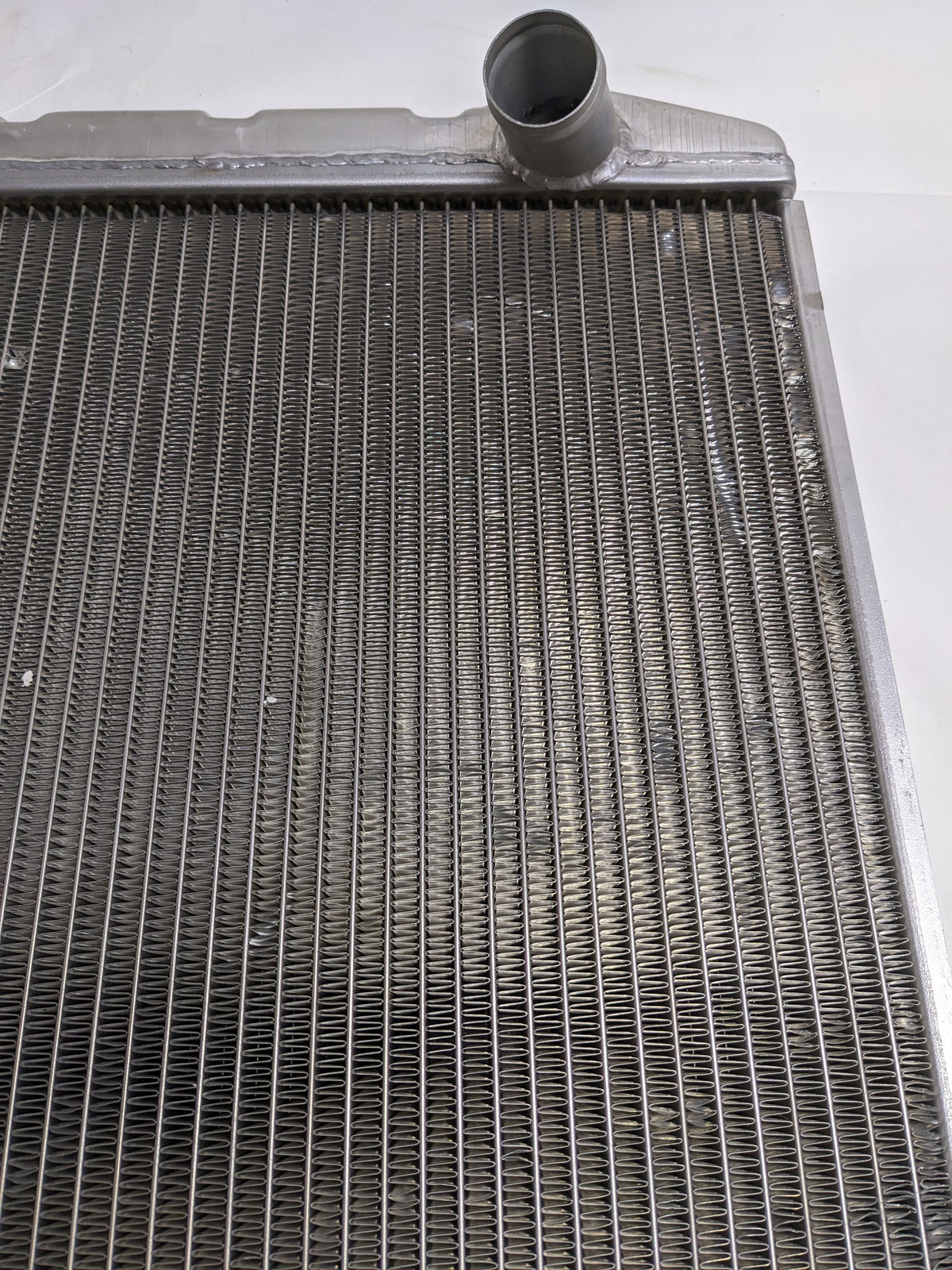GRIFFIN THERMAL PRODUCTS UNIVERSAL FIT RADIATOR NEW D1