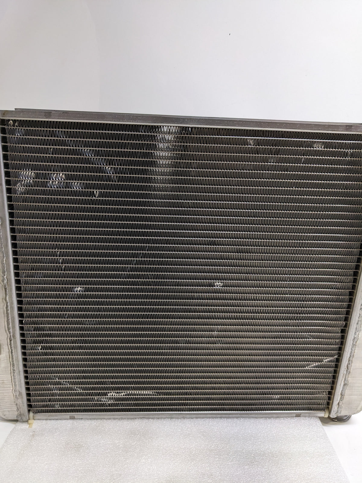 GRIFFIN THERMAL PRODUCTS UNIVERSAL FIT RADIATOR NEW D1