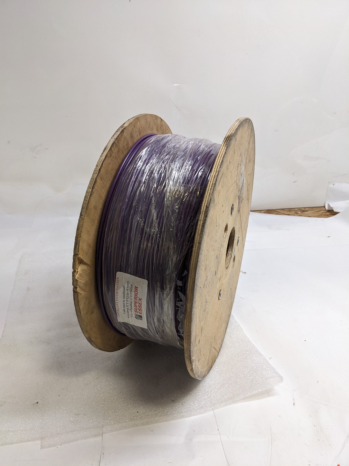 SUPERIOR ESSEX 51-227-78 4X24 MARATHON C5ECMP PU 2KFRL CONNECTOR CABLES 2000 FT PURPLE NEW  B2