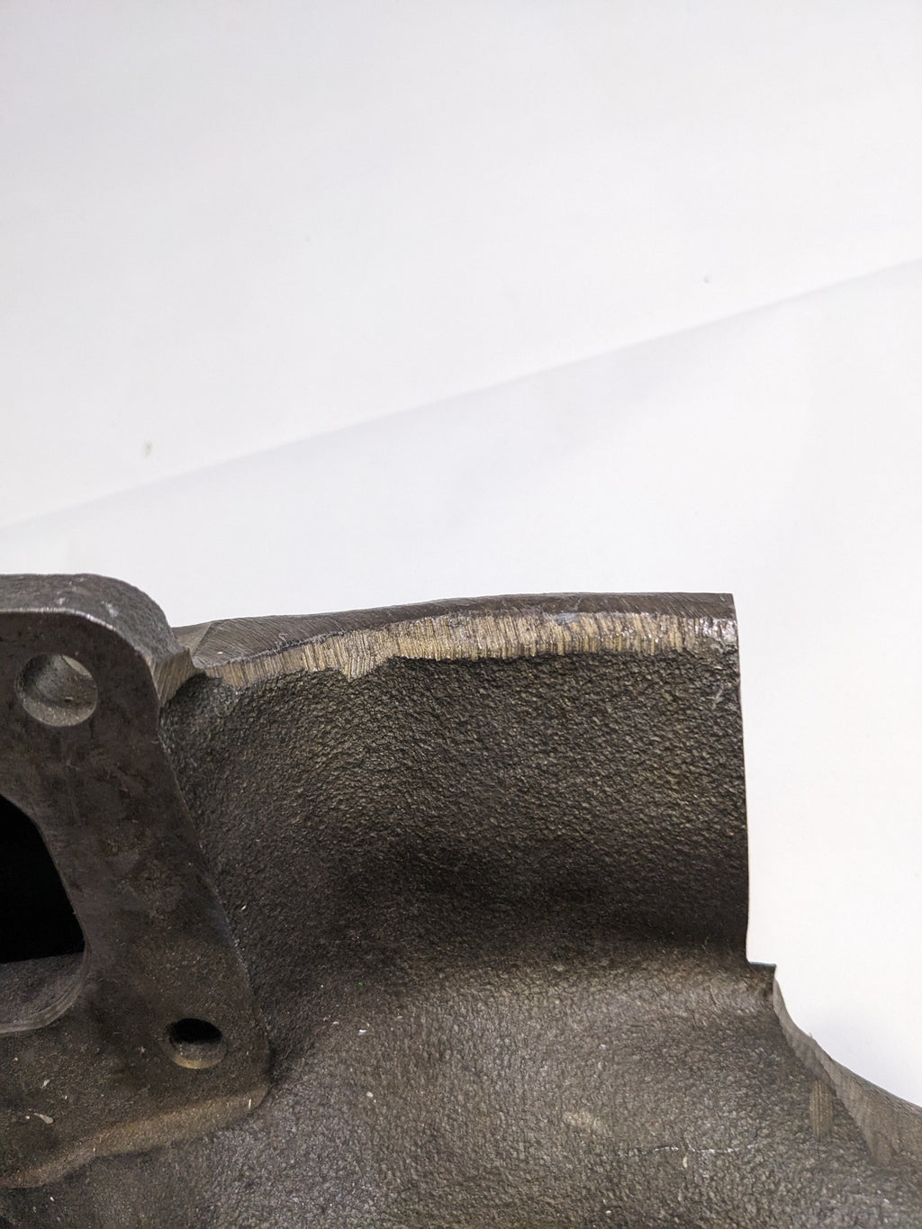 ISUZU NQR-70 EXHAUST MANIFOLD NEW R14