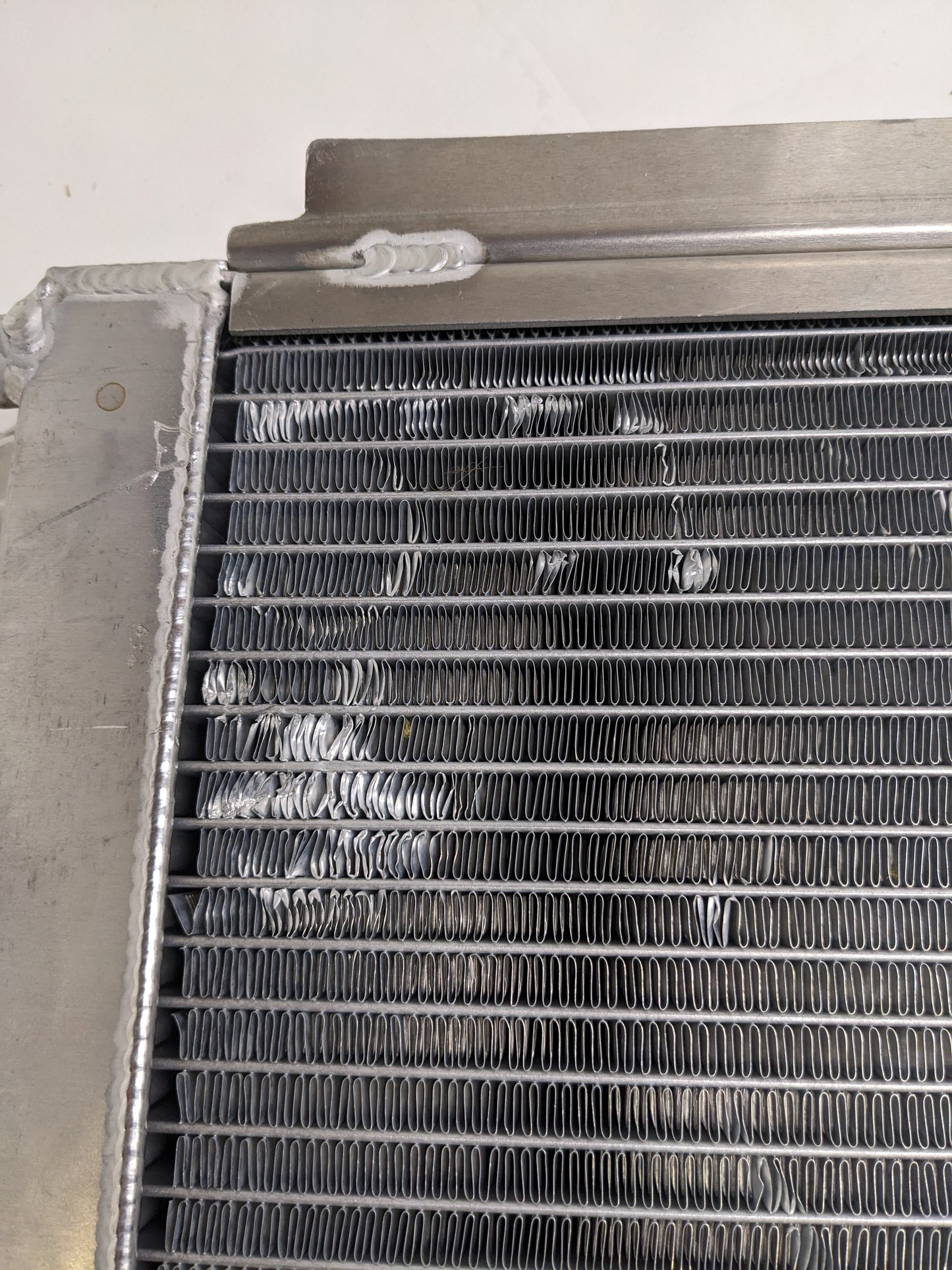 RON DAVIS RACING PRODUCTS 28"X19"x3"  ALUMINUM RADIATOR NEW D1