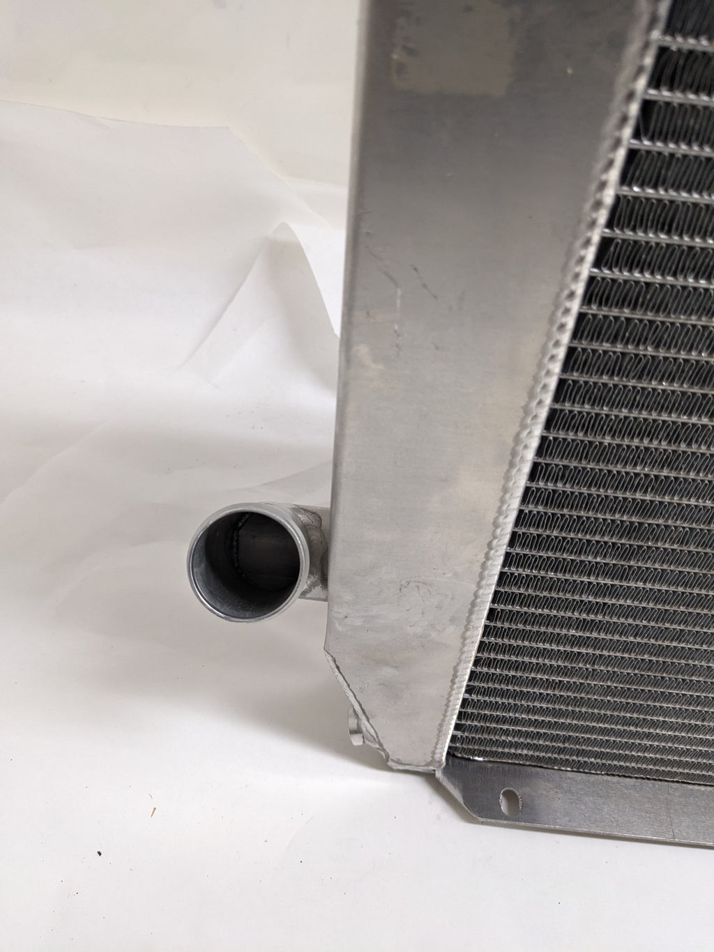 RON DAVIS RACING PRODUCTS 28"X19"x3"  ALUMINUM RADIATOR NEW D1