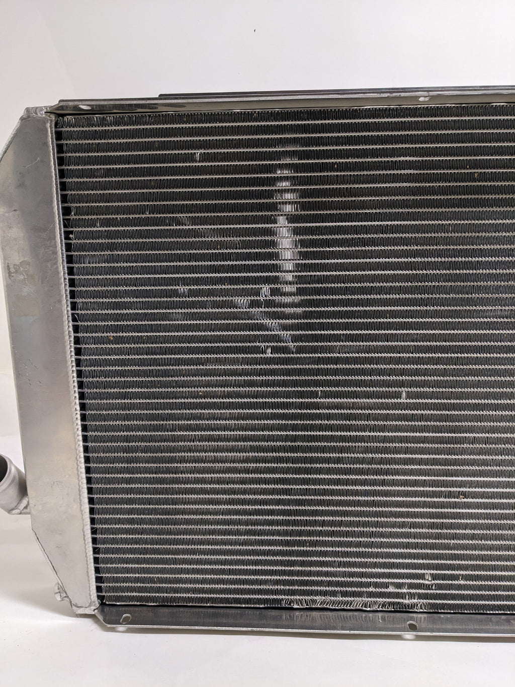 RON DAVIS RACING PRODUCTS 28"X19"x3"  ALUMINUM RADIATOR NEW D1