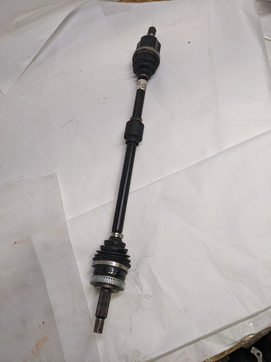 HYUNDAI 49500-3X100 DRIVER SIDE AXLE ASSEMBLY FOR 2011-2017 HYUNDAI NEW R19