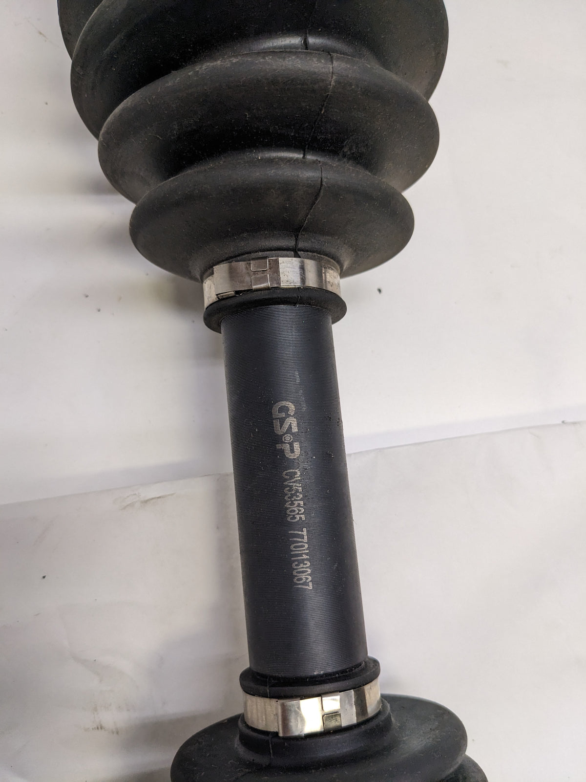 GSP NORTH AMERICA NCV53565 DRIVER SIDE AXLE ASSEMBLY NEW SR