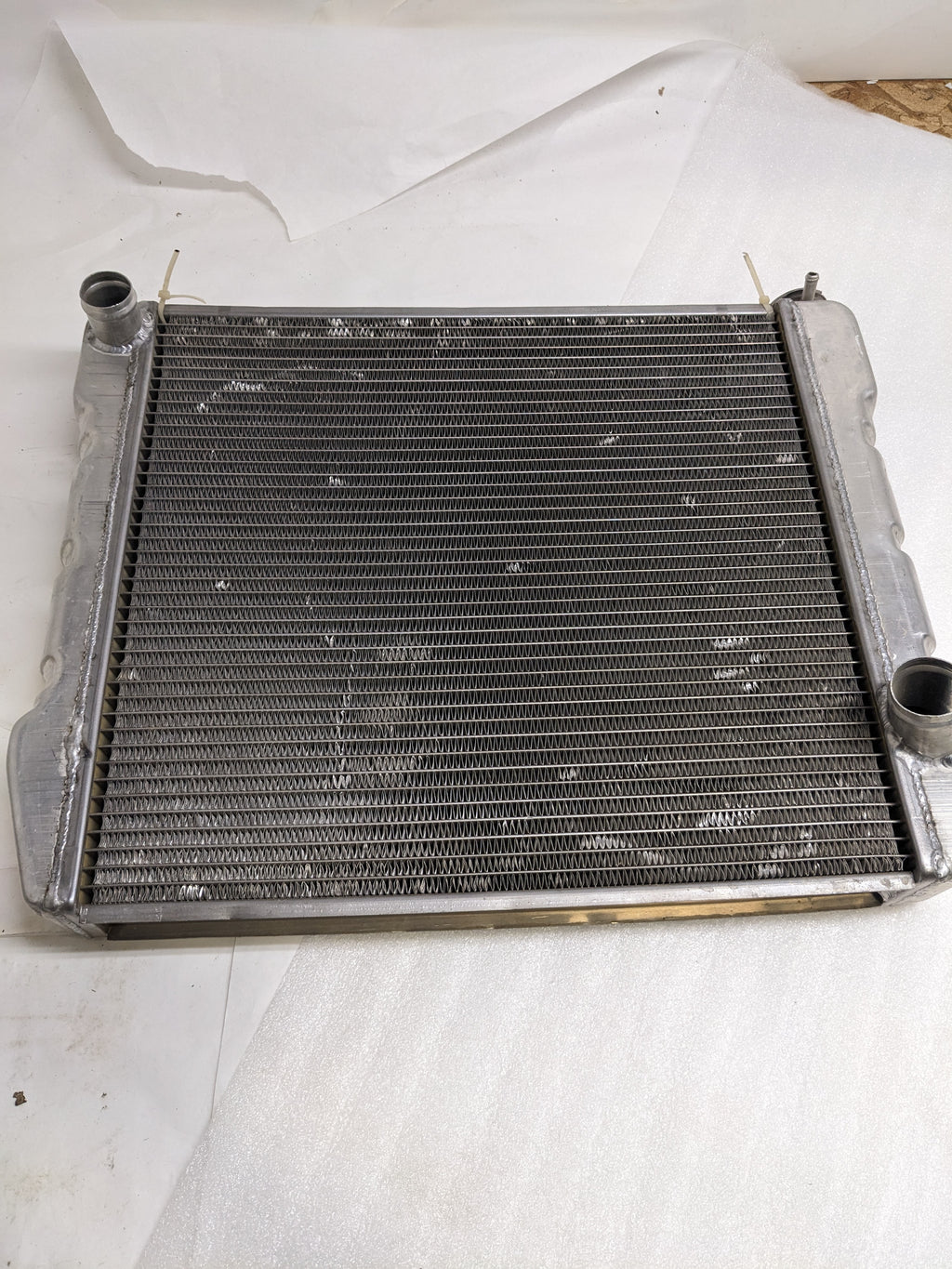 GRIFFIN 19" X 22" X 3" ALUMINUM UNIVERSAL FIT RADIATOR NEW D1