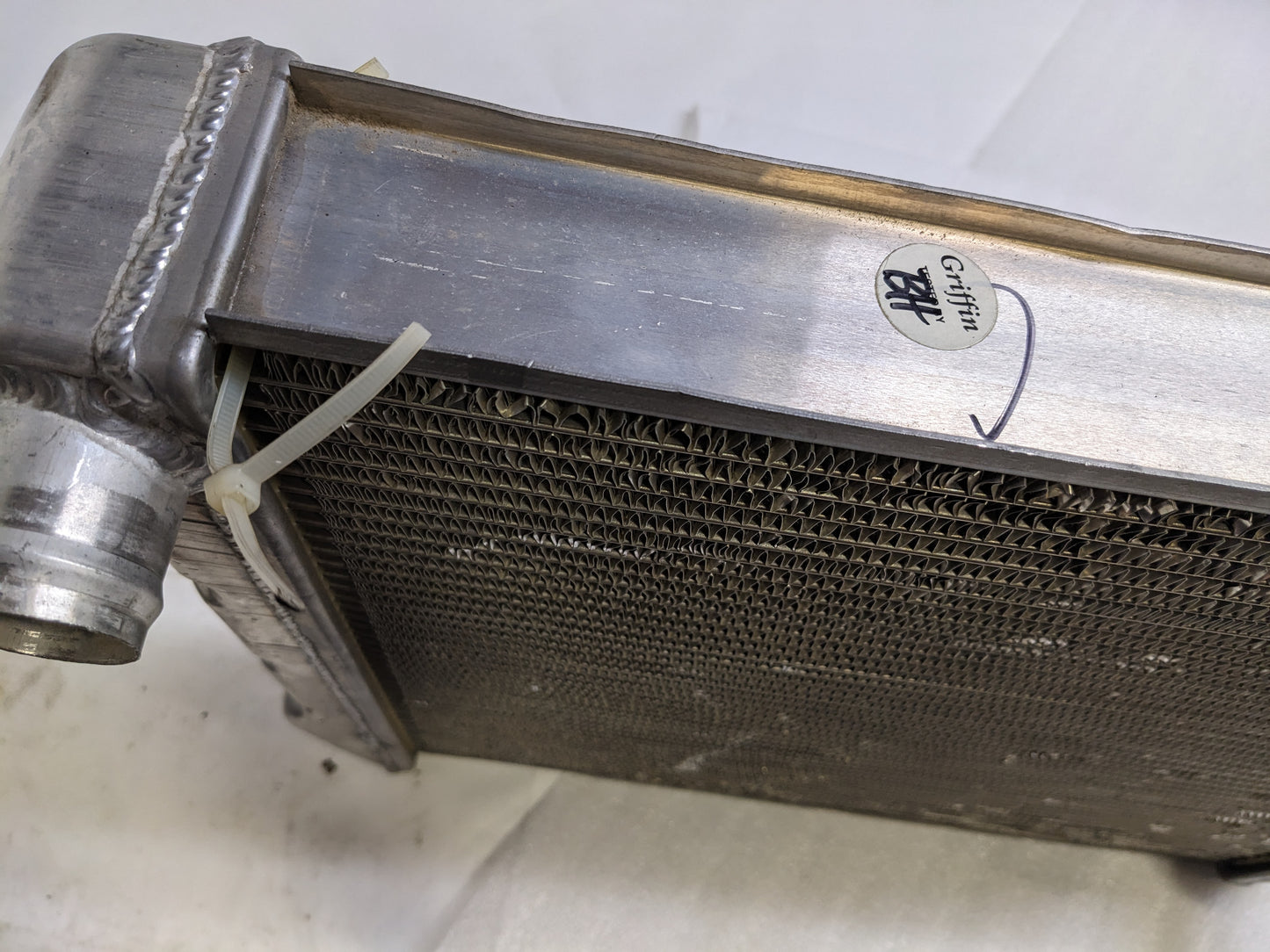 GRIFFIN 19" X 22" X 3" ALUMINUM UNIVERSAL FIT RADIATOR NEW D1