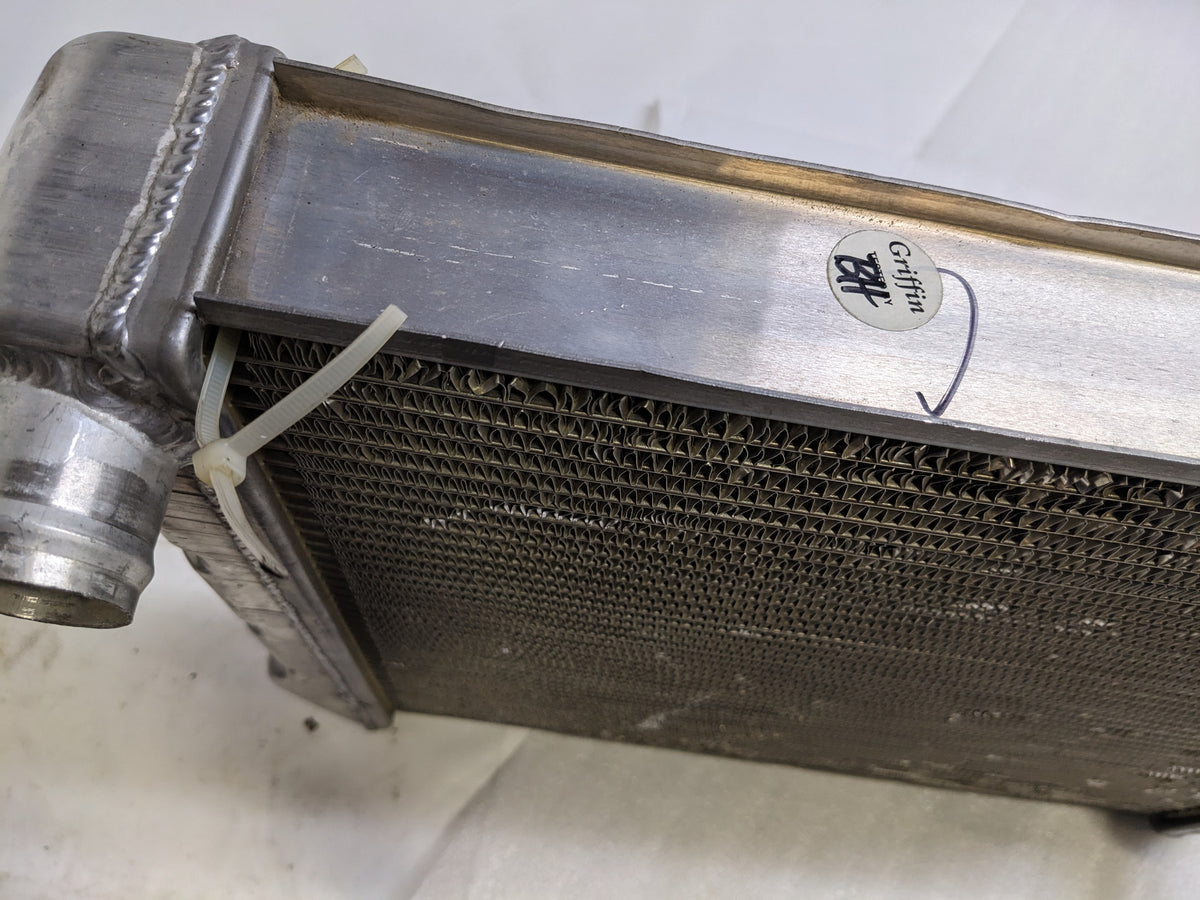 GRIFFIN 19" X 22" X 3" ALUMINUM UNIVERSAL FIT RADIATOR NEW D1