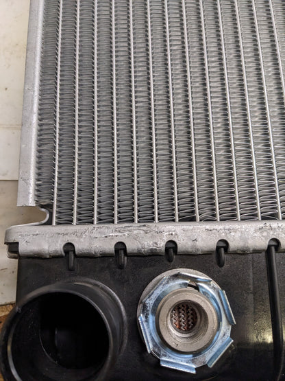VISTEON 9529 40.5"X 20.5" RADIATOR NEW D1