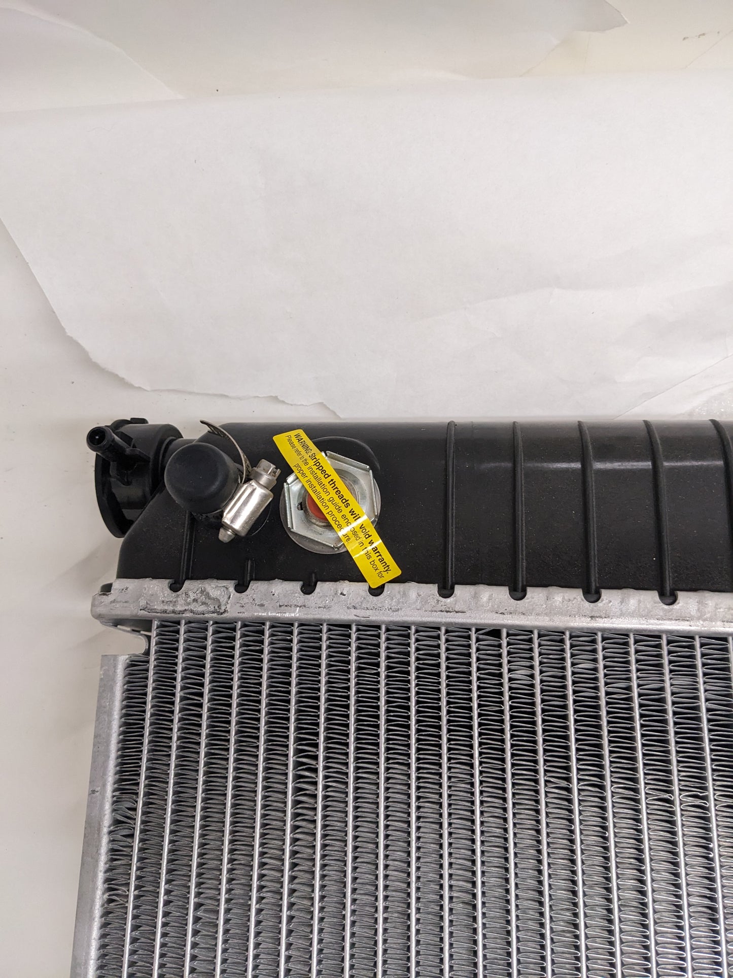 VISTEON 9529 40.5"X 20.5" RADIATOR NEW D1