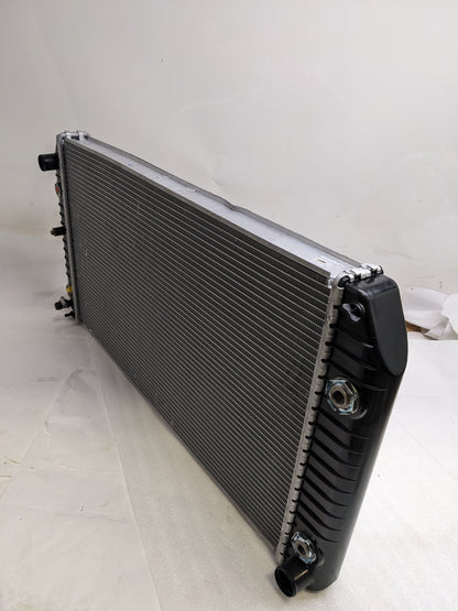 VISTEON 9529 40.5"X 20.5" RADIATOR NEW D1