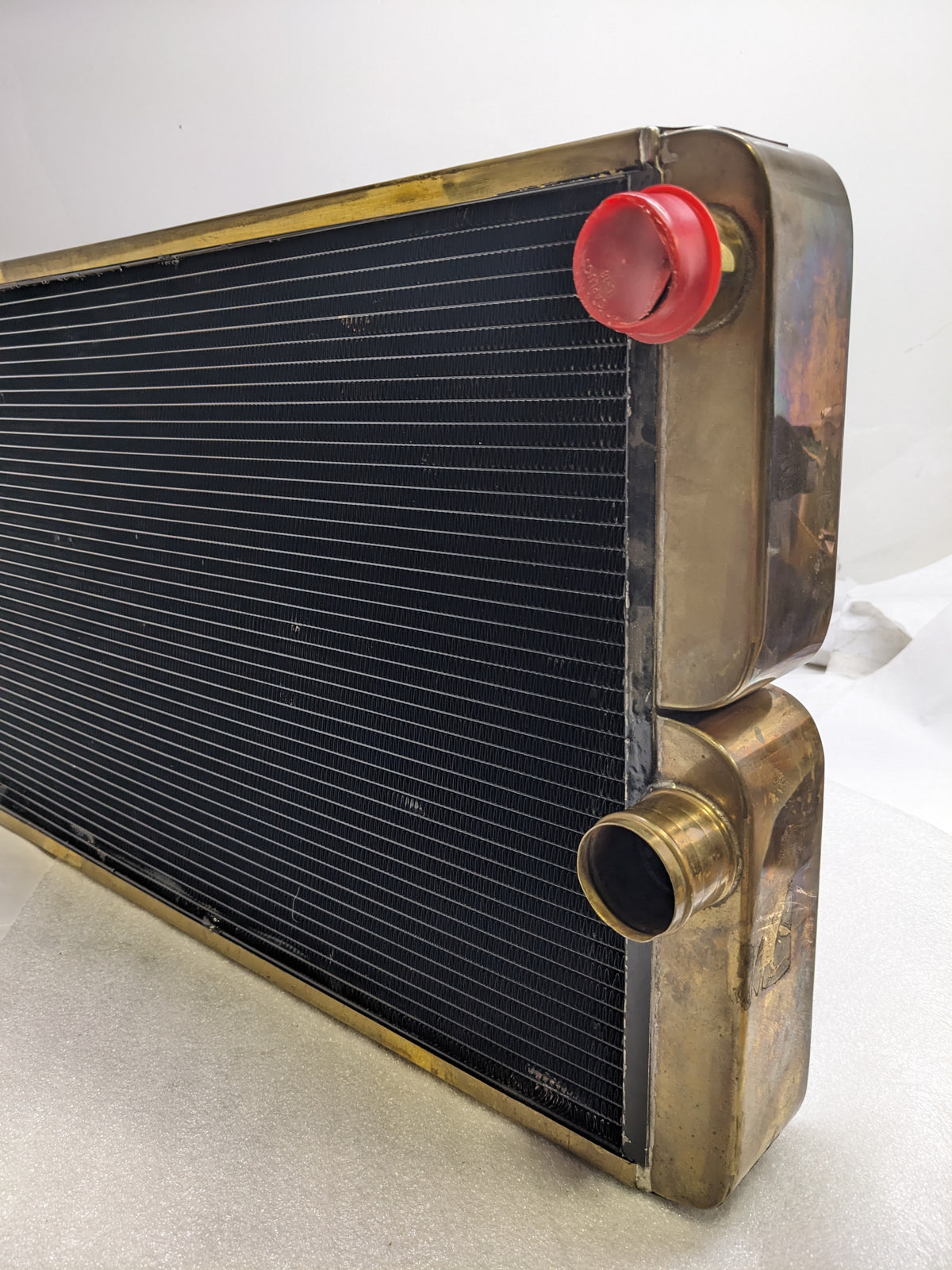 UNBRANDED 29" X 17" X 3" INDUSTRIAL RADIATOR NEW D1