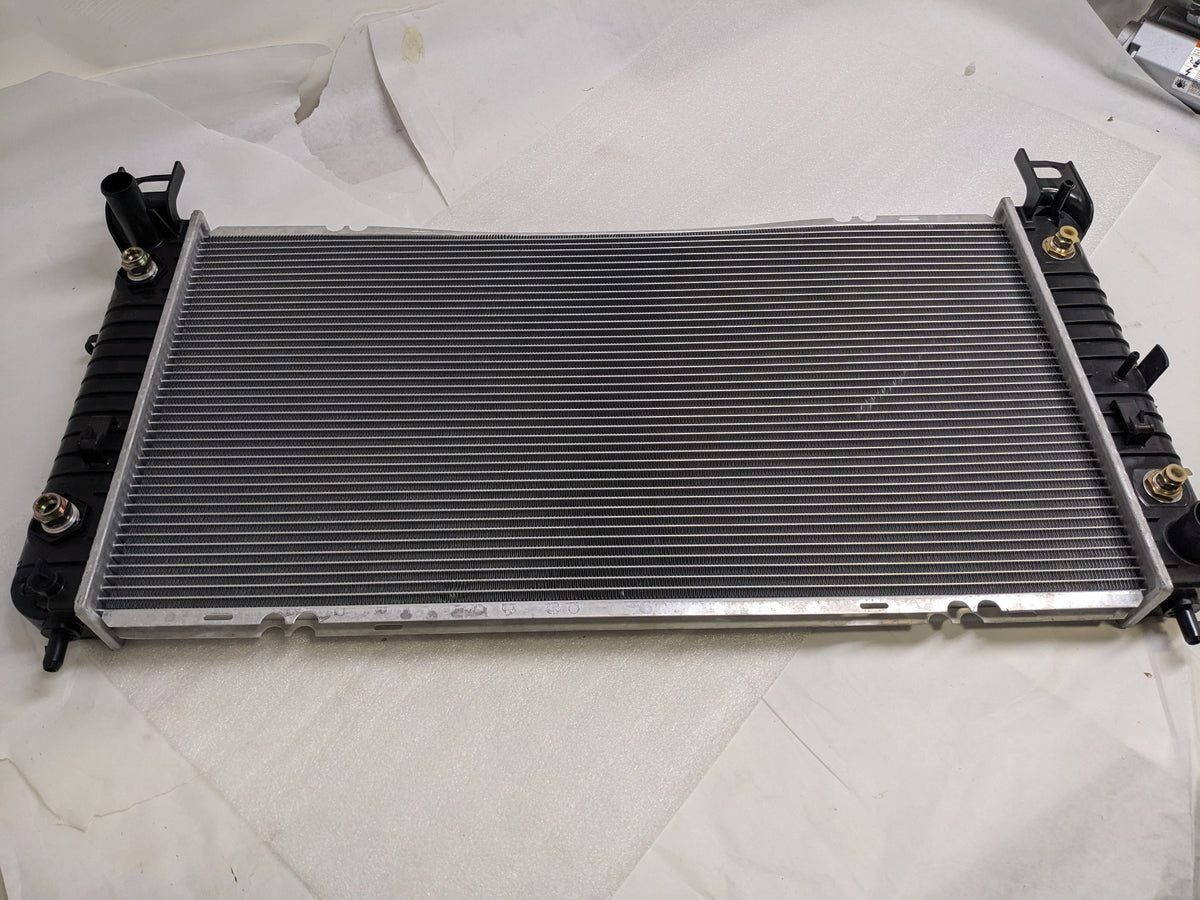 UNBRANDED PA66-GF30 ALUMINUM RADIATOR NEW D1