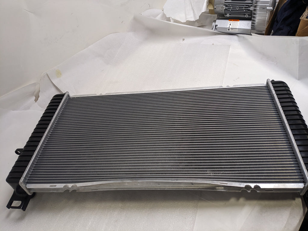 UNBRANDED PA66-GF30 ALUMINUM RADIATOR NEW D1