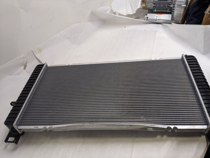 UNBRANDED PA66-GF30 ALUMINUM RADIATOR NEW D1