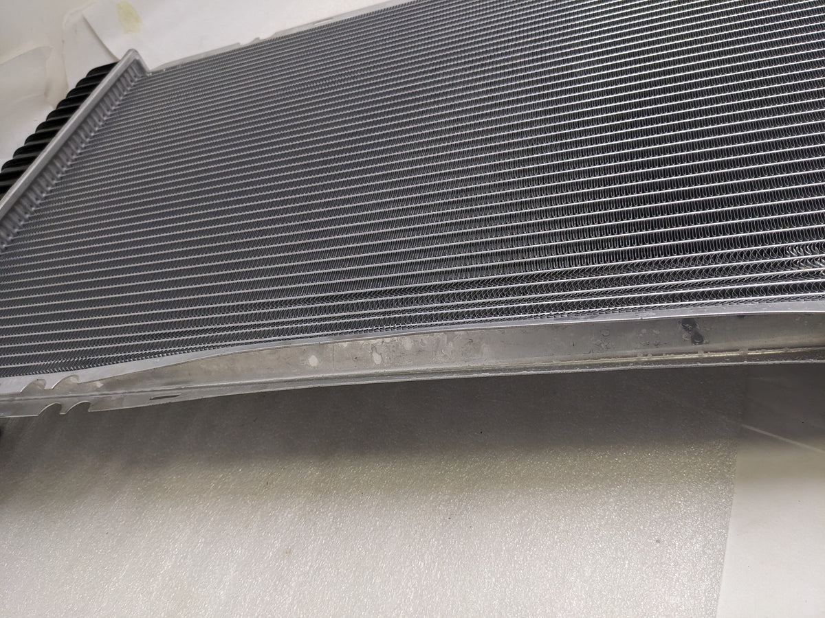 UNBRANDED PA66-GF30 ALUMINUM RADIATOR NEW D1