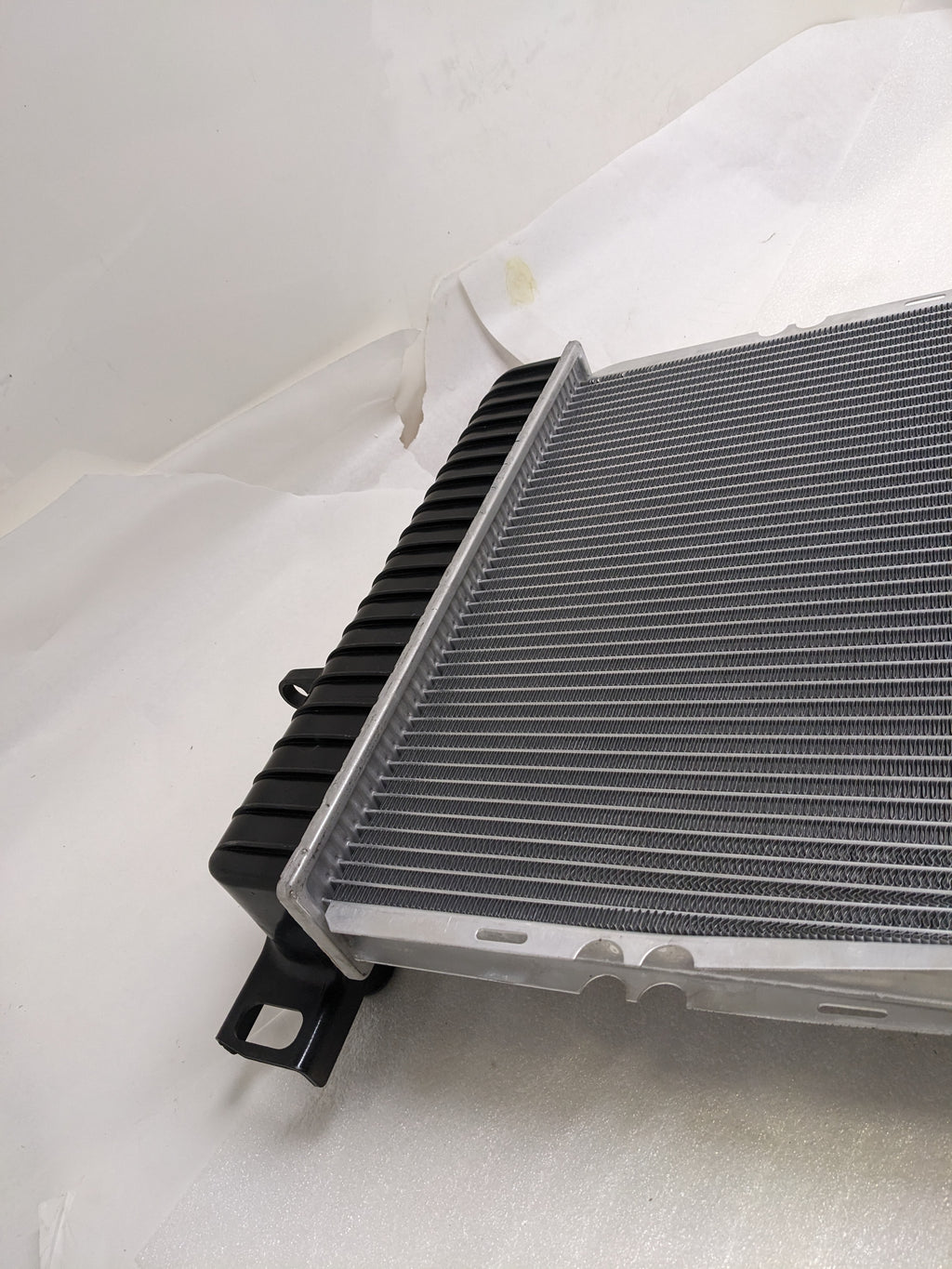 UNBRANDED PA66-GF30 ALUMINUM RADIATOR NEW D1