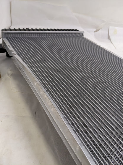 UNBRANDED PA66-GF30 ALUMINUM RADIATOR NEW D1