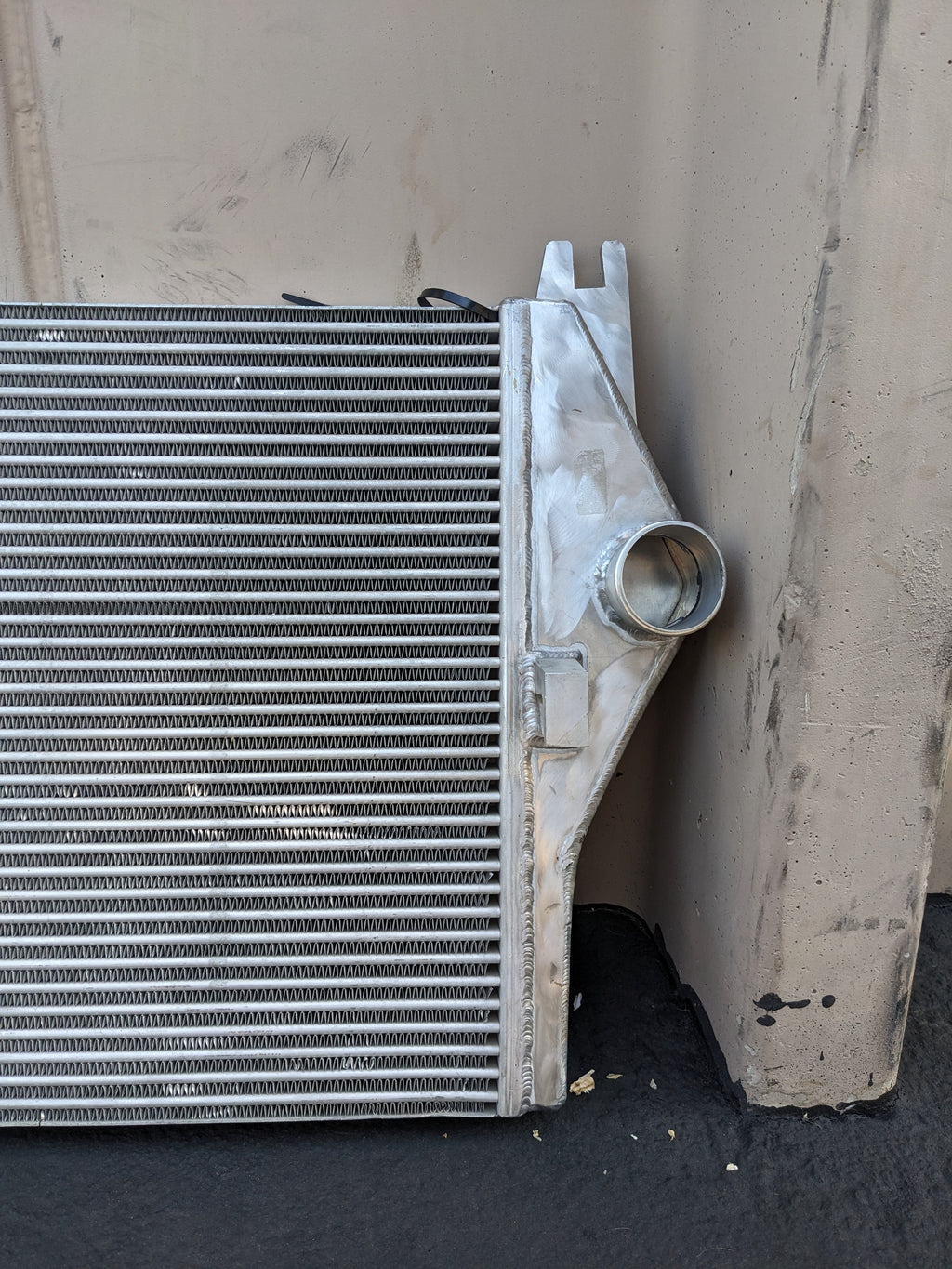 UNBRANDED 40" X 27" CHARGE AIR COOLER NEW D1