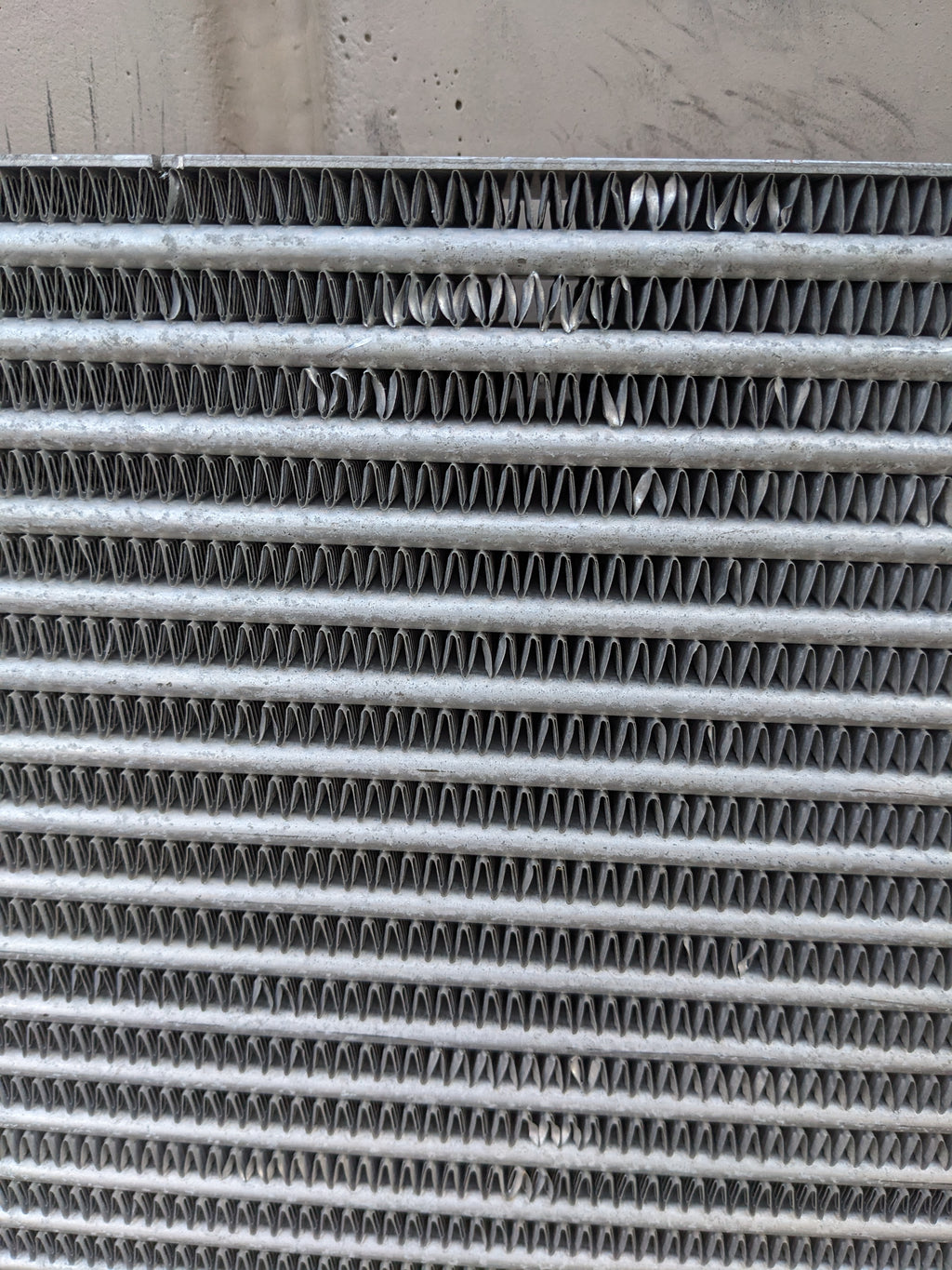 UNBRANDED 40" X 27" CHARGE AIR COOLER NEW D1