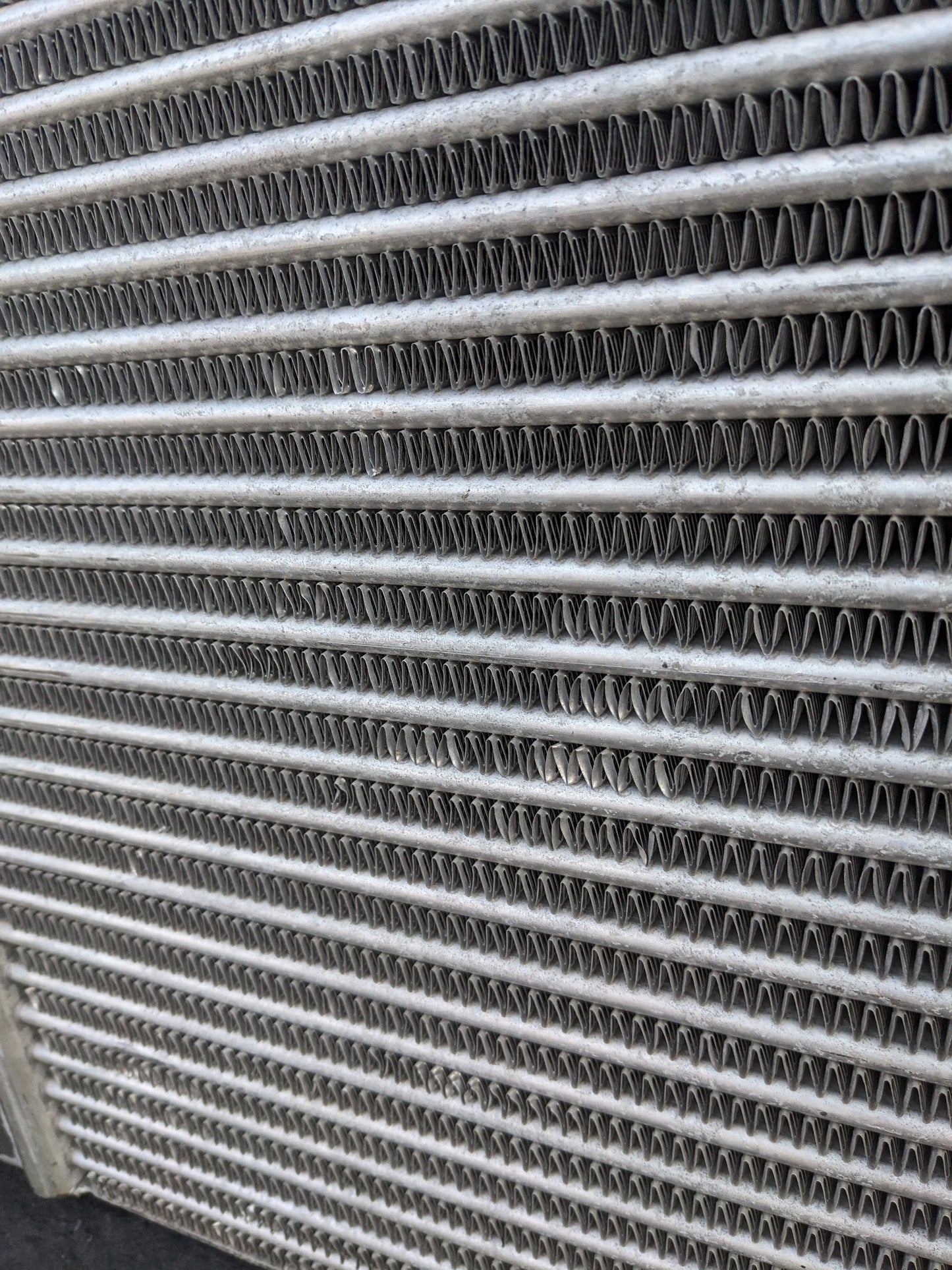 UNBRANDED 40" X 27" CHARGE AIR COOLER NEW D1