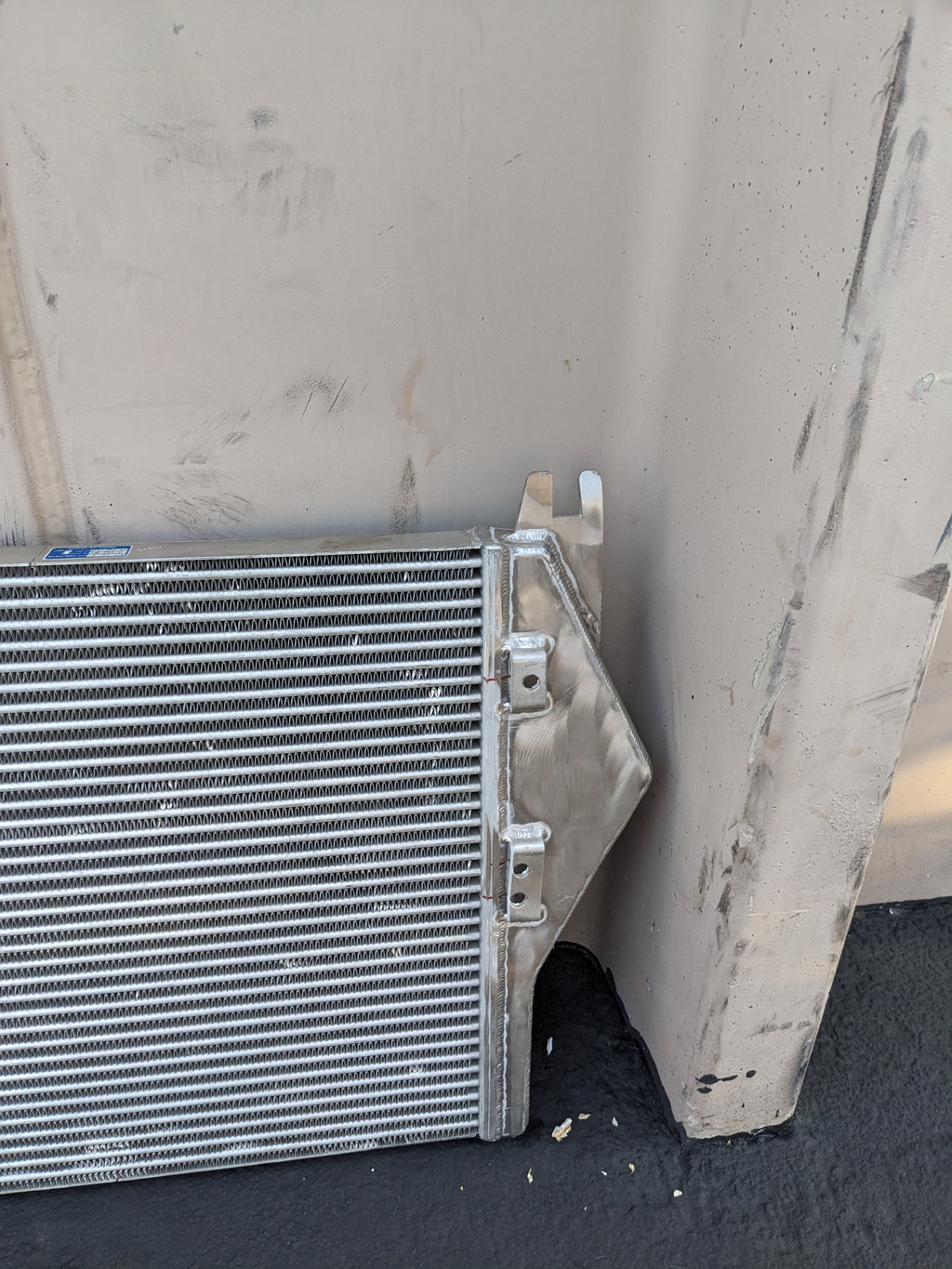 UNBRANDED 40" X 27" CHARGE AIR COOLER NEW D1