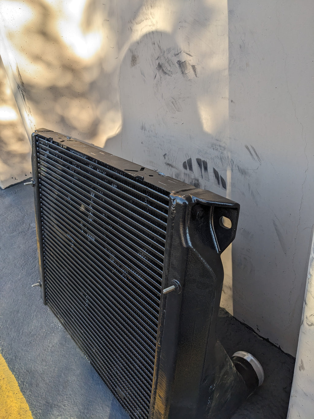 SPARTAN MOD3S013743 33" X 26" 2.5" CHARGE AIR COOLER NEW B2