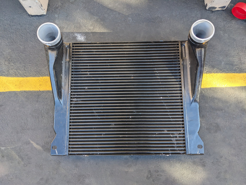 SPARTAN MOD3S013743 33" X 26" 2.5" CHARGE AIR COOLER NEW B2