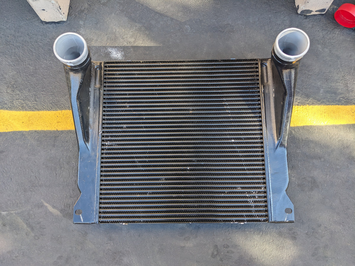 SPARTAN MOD3S013743 33" X 26" 2.5" CHARGE AIR COOLER NEW B2