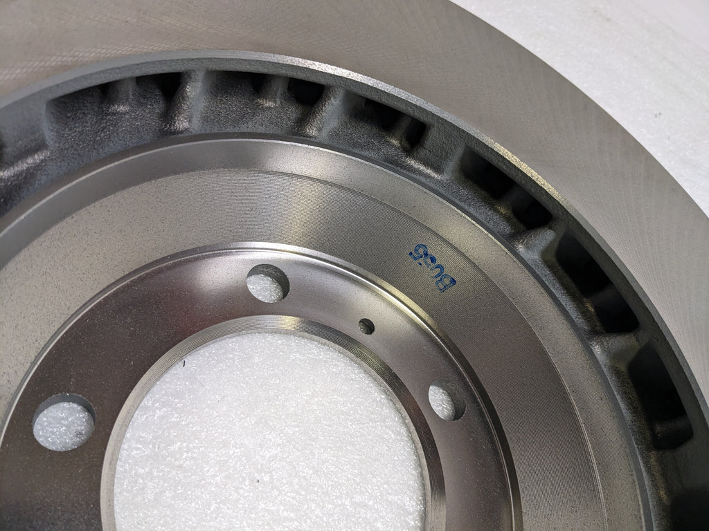PORSCHE 971615302 RIGHT DISC BRAKE ROTOR FOR  2017-2024 PANAMERA NEW R22