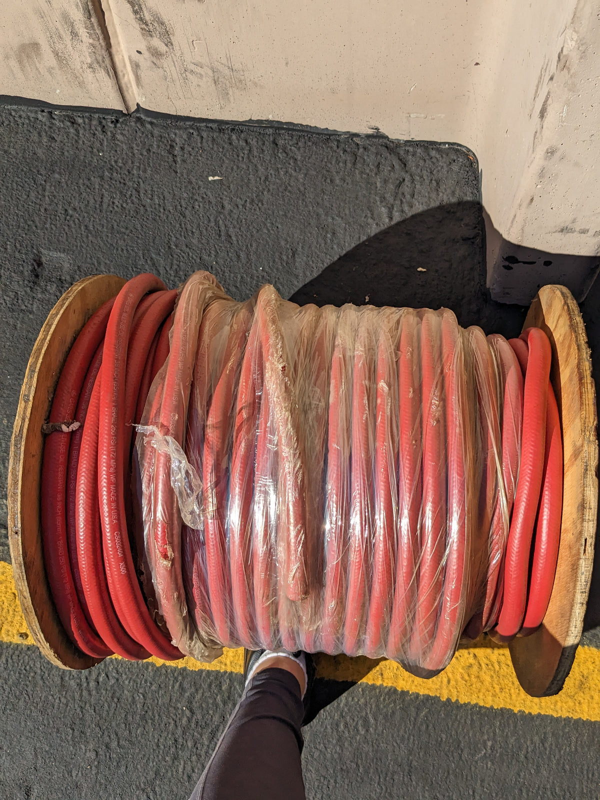 GATES 3223 3/8" (45MM) 250PSI 300' MULTIUSE OIL RESISTANT HOSE NEW B2