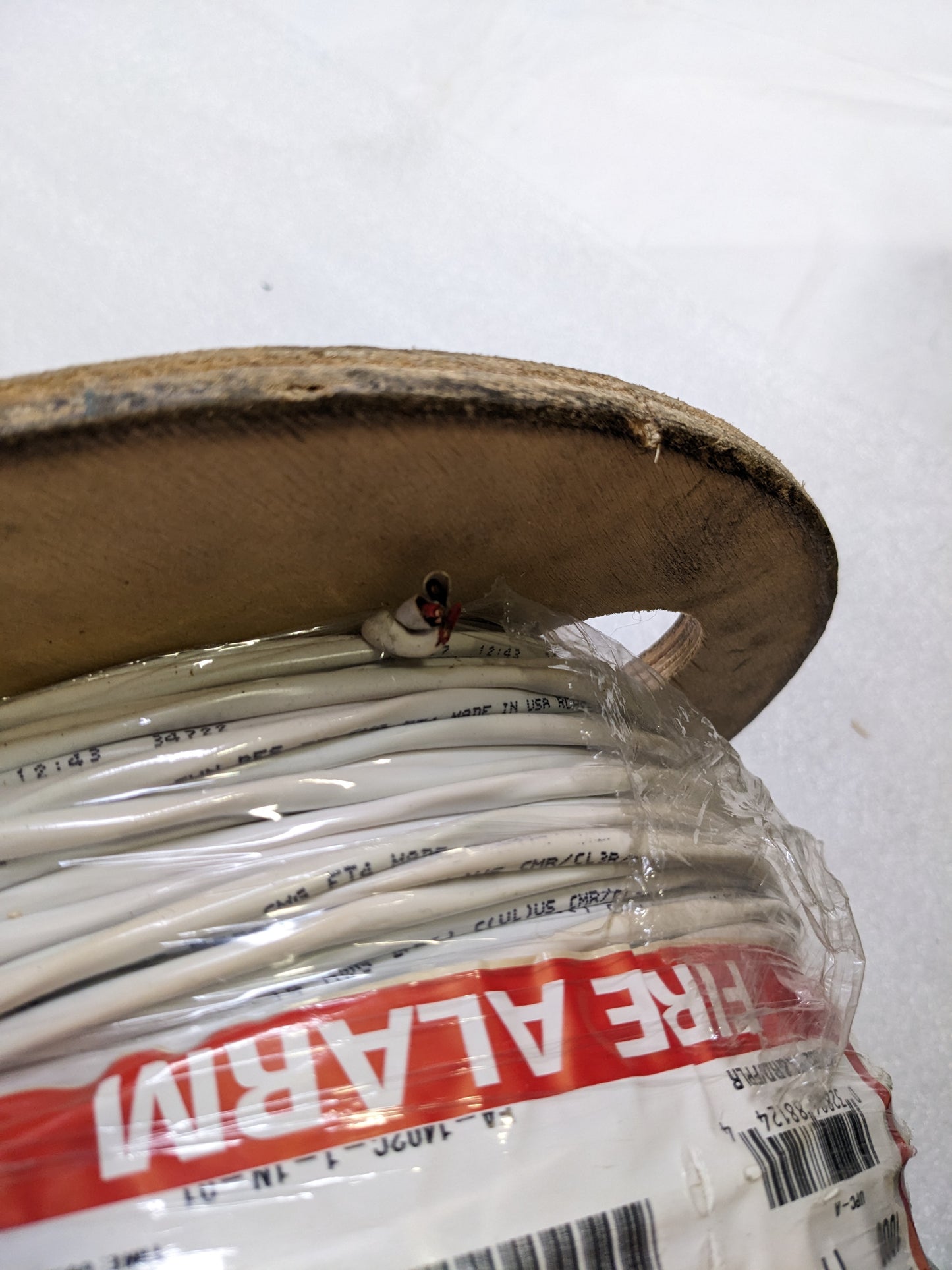 SOUTHWIRE TAPPAN F60001-4A FIRE ALARM CABLE 14 SOL CU 2/C N/S CMR/CL3R/FPLR PVC WHITE 1000FT NEW SR