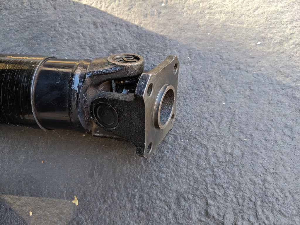 UNBRANDED 83IN 25 SPLINES CARBON FIBER DRIVESHAFT NEW B2