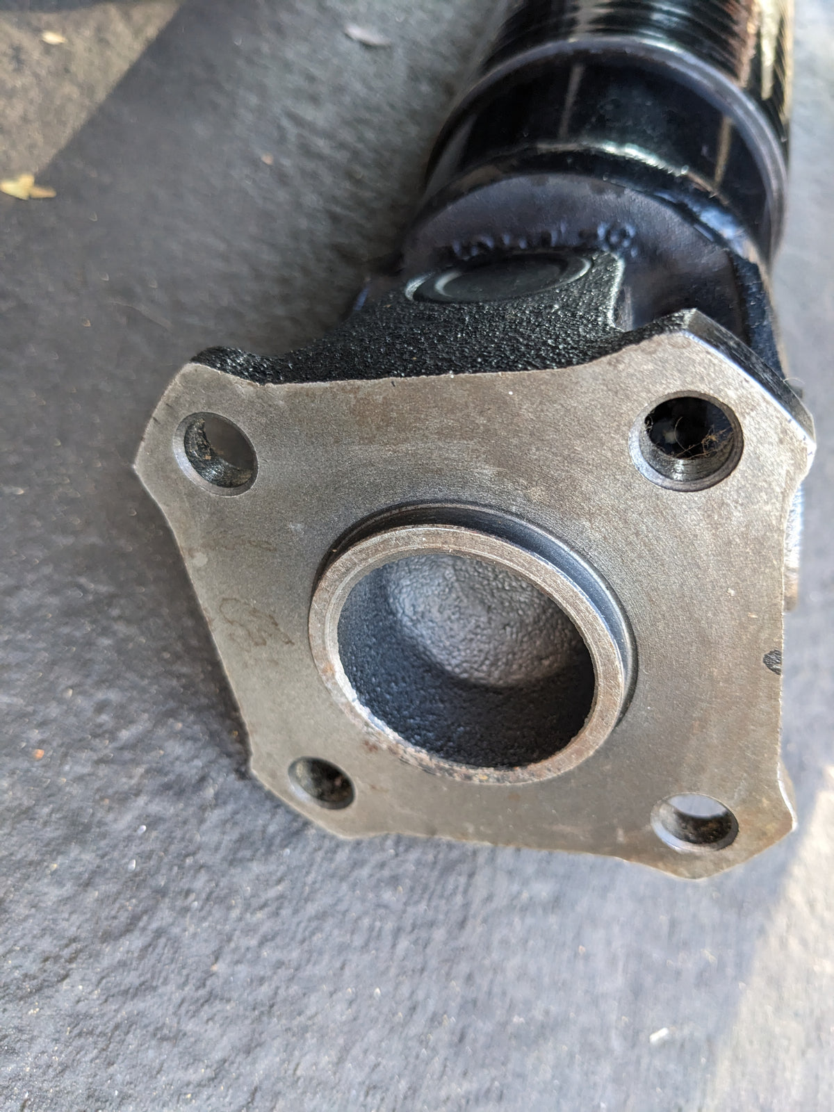 UNBRANDED 83IN 25 SPLINES CARBON FIBER DRIVESHAFT NEW B2