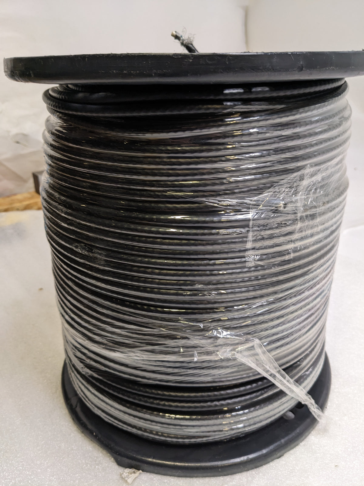 UNBRANDED COAX CABLE 1000FT BLACK SPOOL NEW B2
