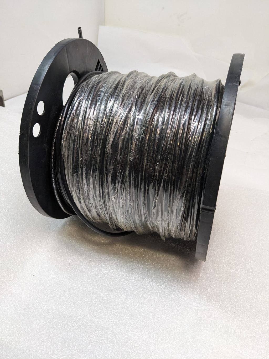 SOUTHWIRE E69567 500FT MTW 16-26 STR CU DBE BLACK BOAT CABLE NEW B2