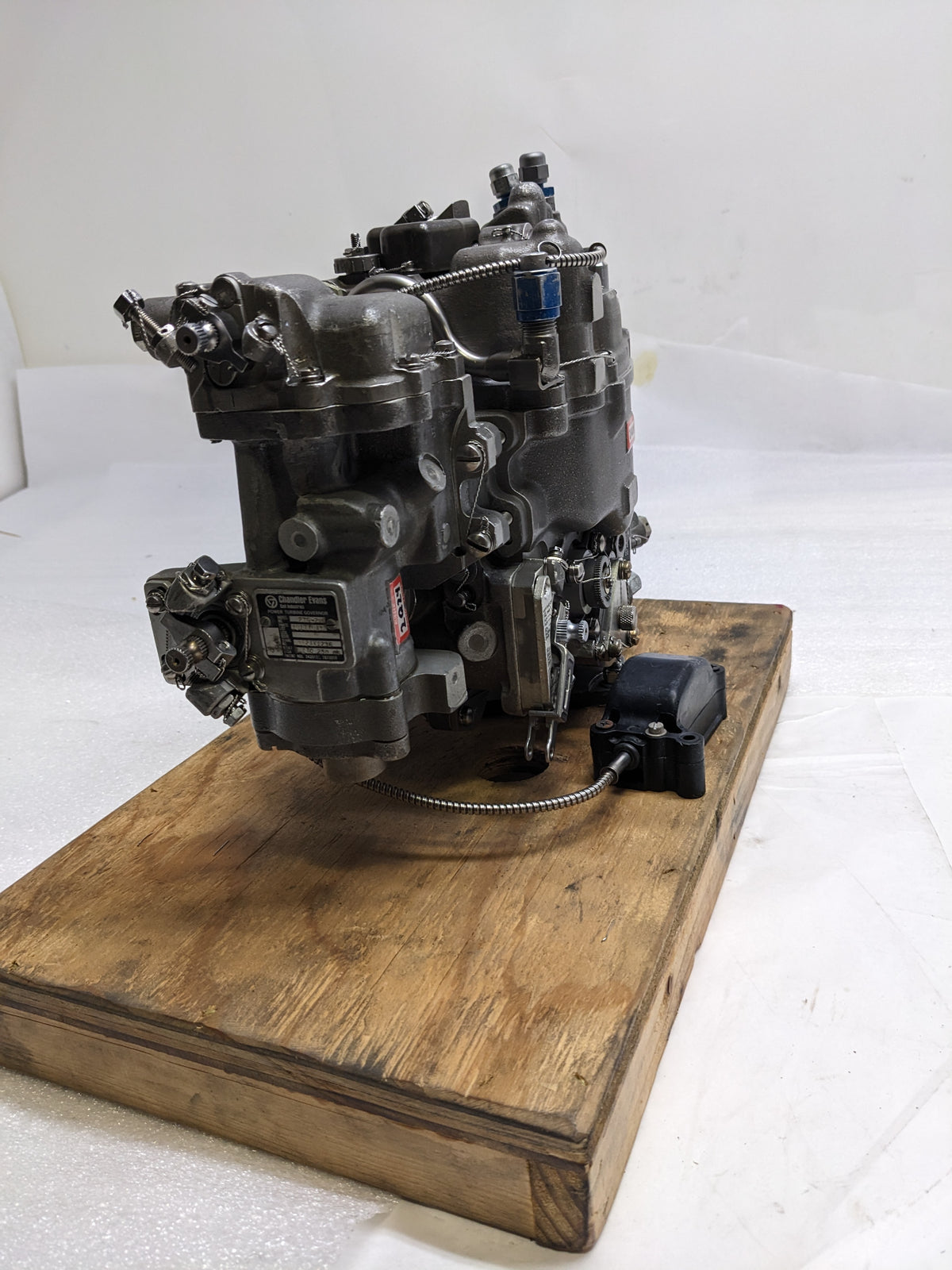 CHANDLER EVANS US3108435 TA 2V5 FUEL CONTROL SYSTEM NEW B2