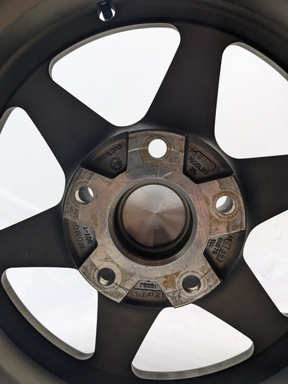 MOMO M50289530P20 HERITAGE 6 18"X905" 20MM 5X130MM SATIN BRONZE SET OF 4 WHEELS USED B2