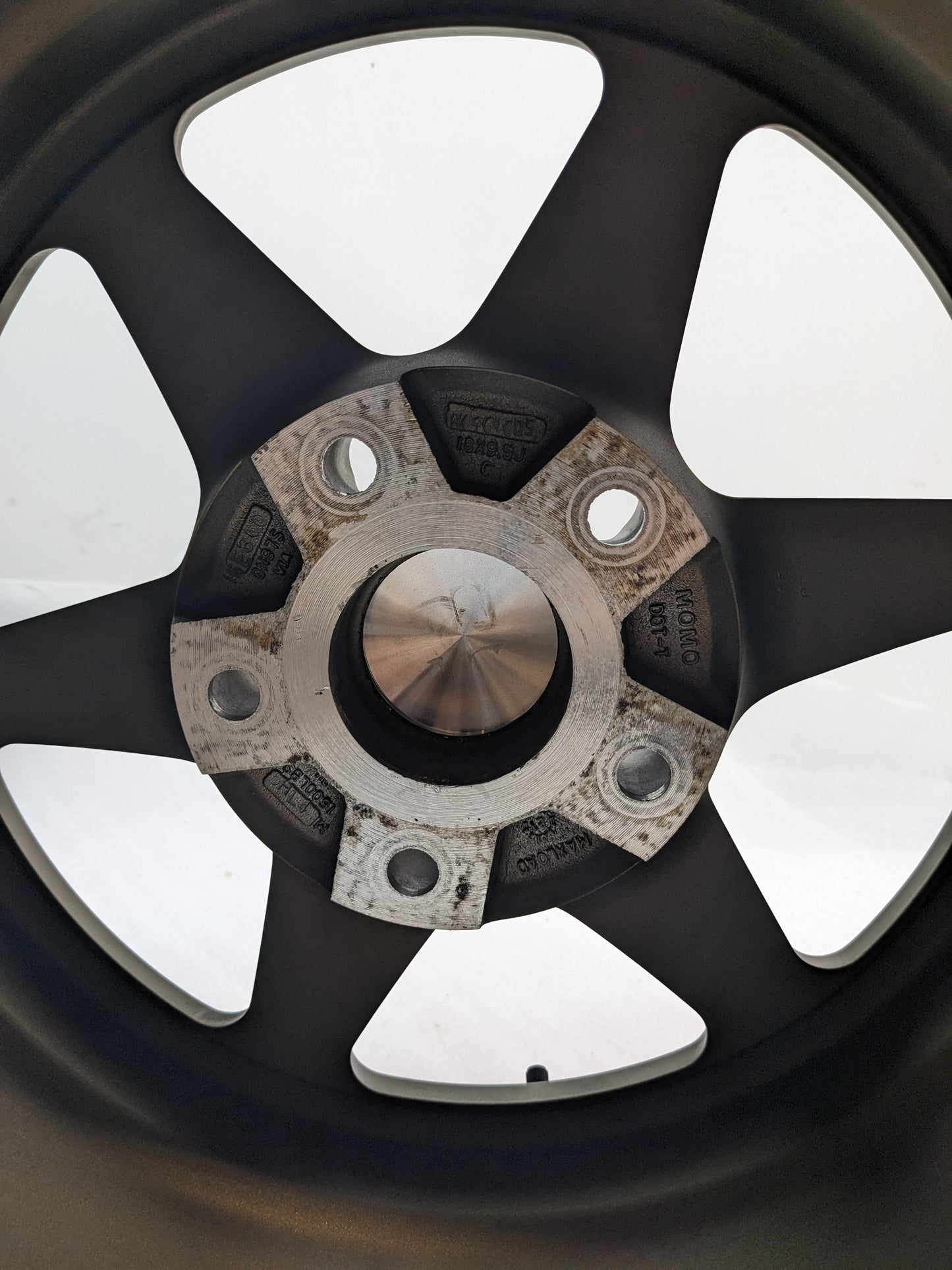 MOMO M50289530P20 HERITAGE 6 18"X905" 20MM 5X130MM SATIN BRONZE SET OF 4 WHEELS USED B2