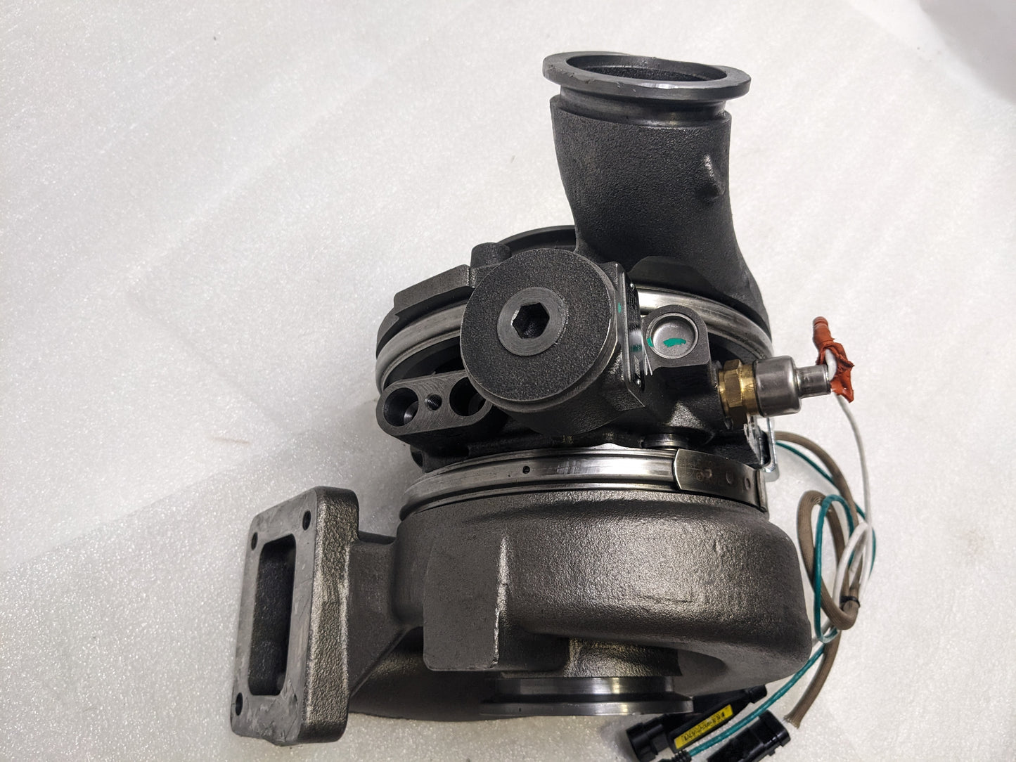 GARRETT DZ120173 810039-5014 GT35V TURBOCHARGER NEW E1