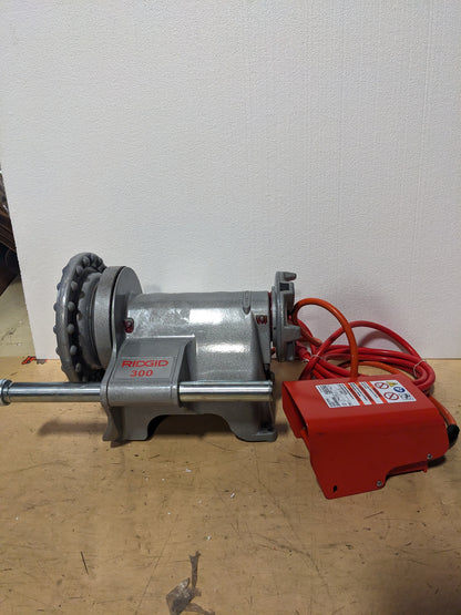 RIDGID 41855 300 POWER DRIVE PIPE THREADERS MACHINE NEW B1 (PICS)