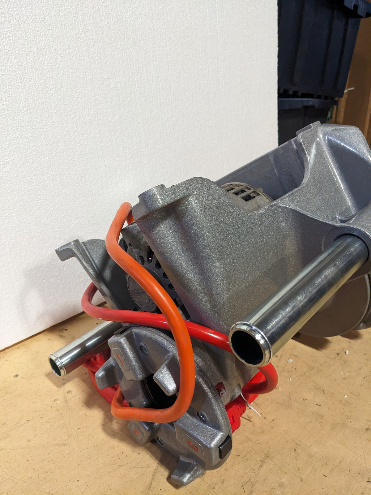 RIDGID 41855 300 POWER DRIVE PIPE THREADERS MACHINE NEW B1 (PICS)