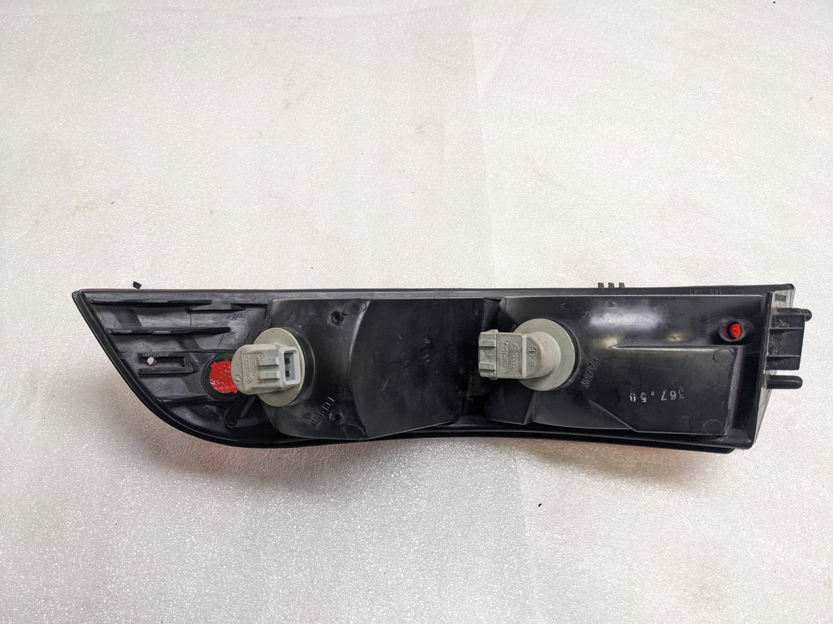PORSCHE 99363141300 TAIL LIGHT LENS LEFT SIDE FOR  1995-1998 911 CARRERA/TARGA/TURBO USED R21T4