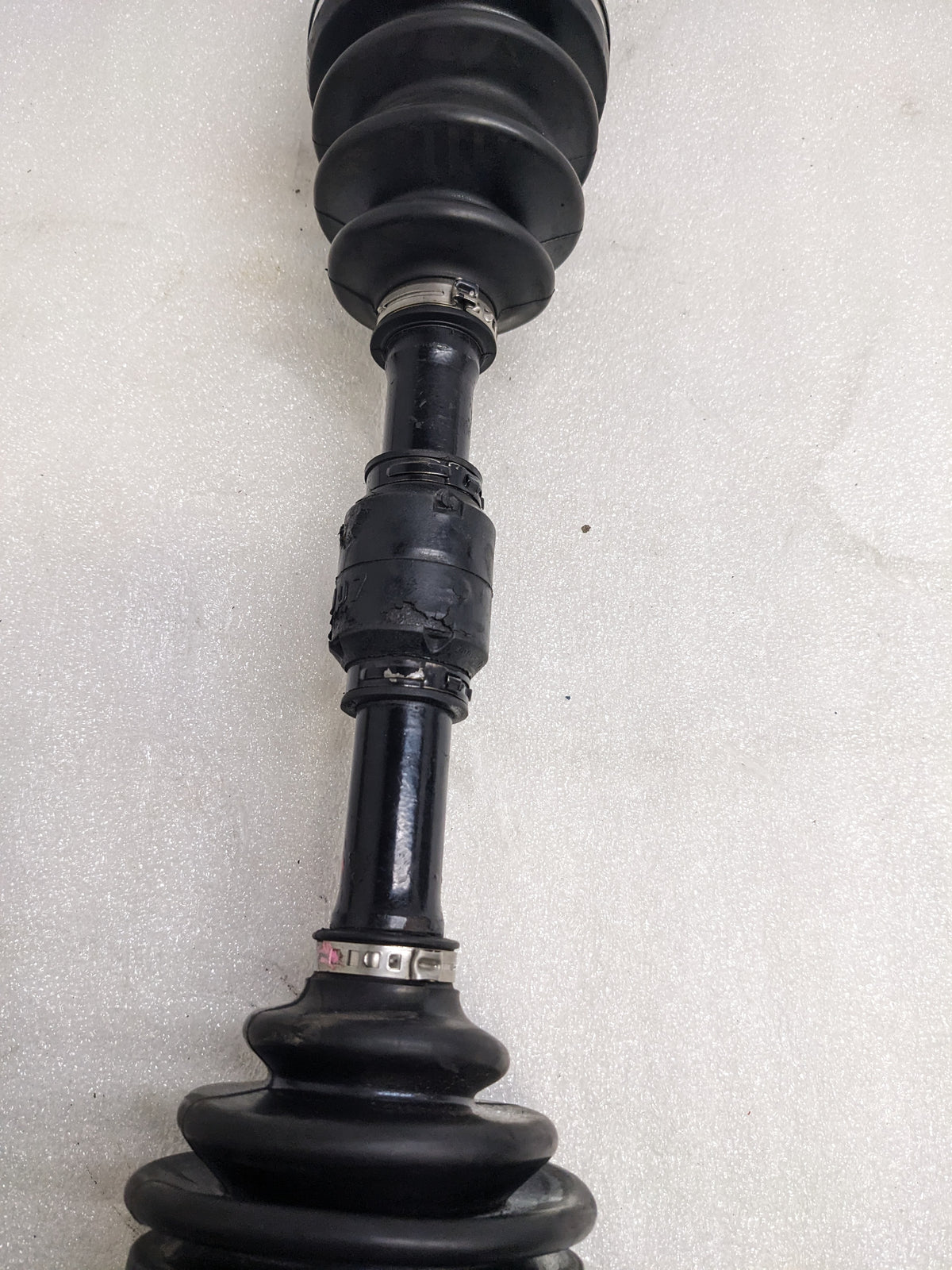 UNBRANDED 28" 29 SPLINES AXLE SHAFT ASSEMBLY USED R19