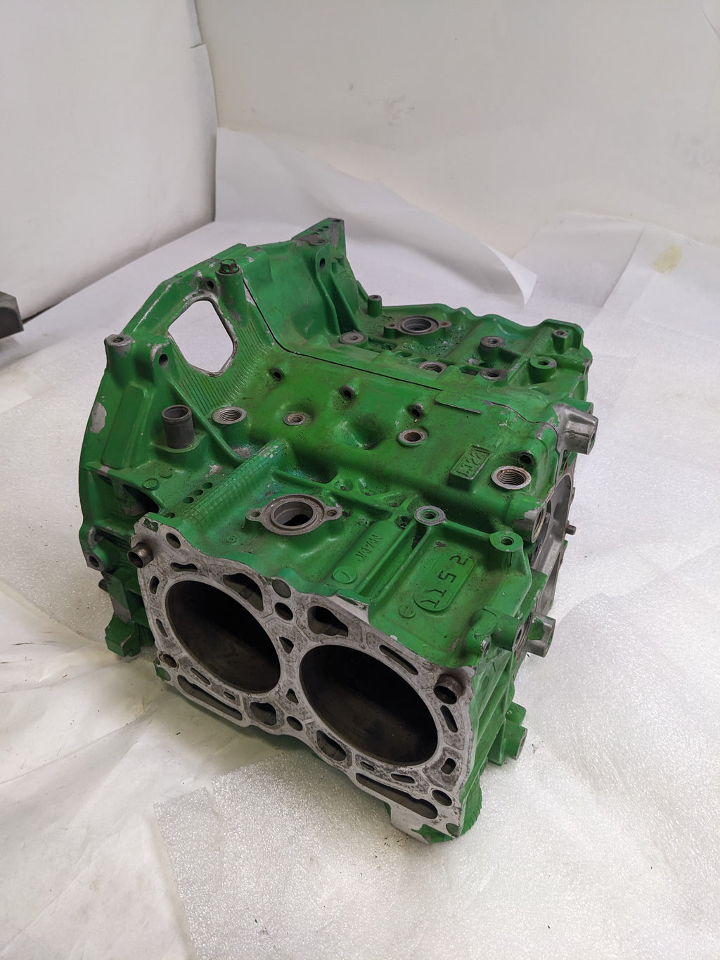 SUBARU CYLINDER BLOCK FOR 1996-1998 SUBARU LEGACY 2.5L USED B1
