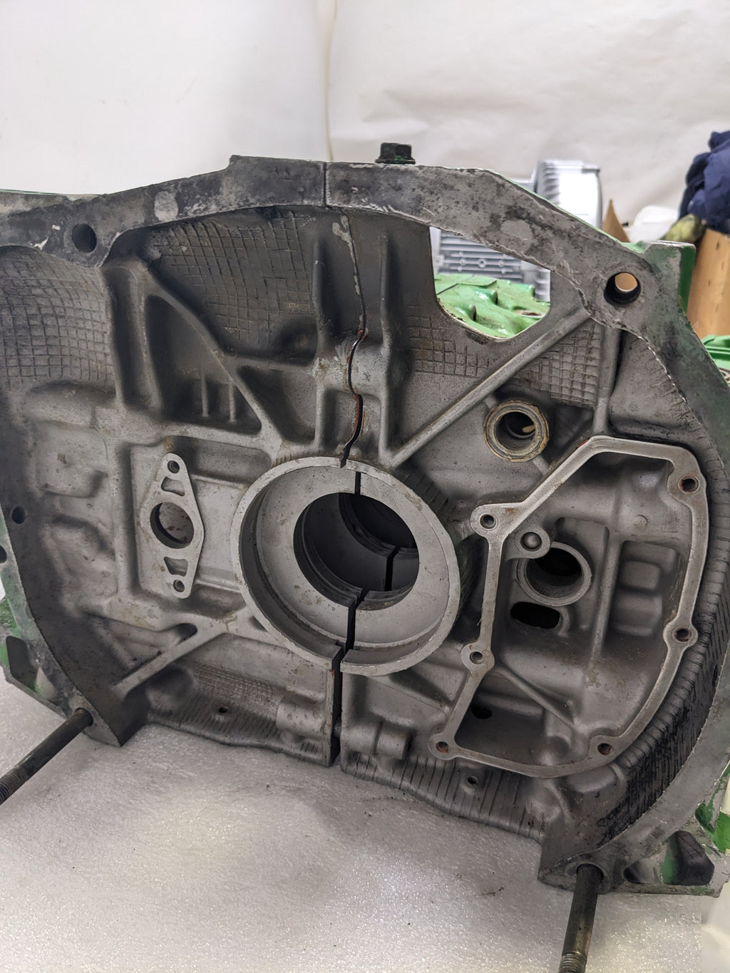 SUBARU CYLINDER BLOCK FOR 1996-1998 SUBARU LEGACY 2.5L USED B1