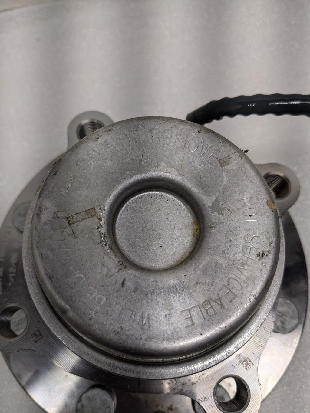 ACDELCO FW306 SKF BTD1200 WHEEL BEARING AND HUB ASSEMBLY NEW R4