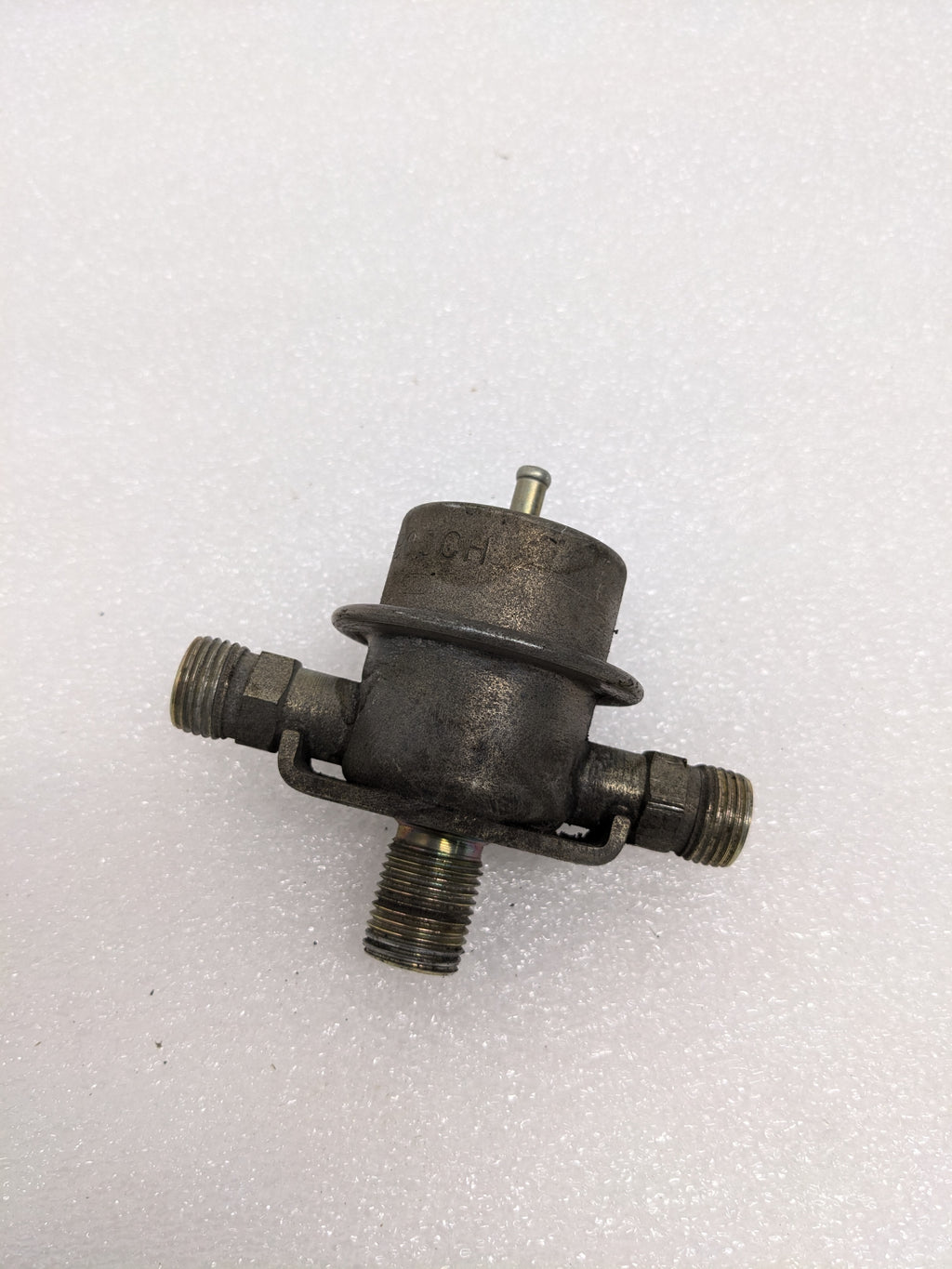 GENUINE BOSCH 0280161008 FUEL PRESSURE DAMPER FOR 80-82 PORSCHE 928 4.5L USED R20T8
