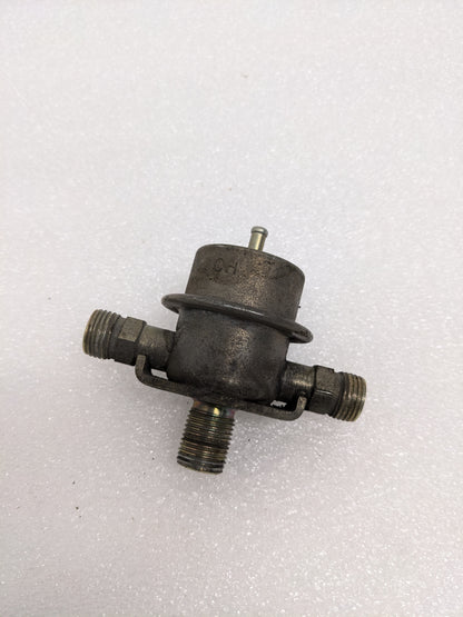 GENUINE BOSCH 0280161008 FUEL PRESSURE DAMPER FOR 80-82 PORSCHE 928 4.5L USED R20T8